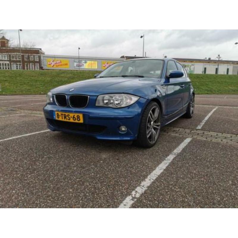BMW 1-Serie 2.0 118I AUT 2006 Blauw