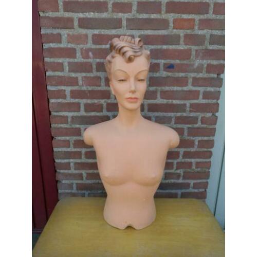 Vintage buste of mannequin