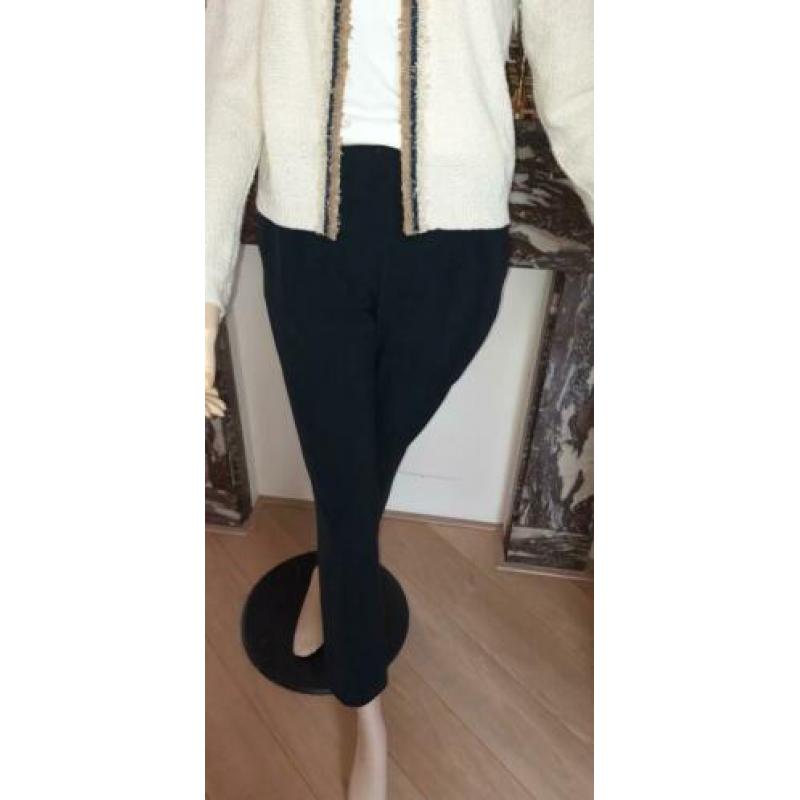 Mooie donkerblauwe traveller broek van Purdey mt 38