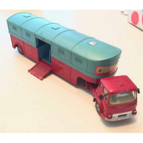 CORGI MAHJOR ARTICULATED Horse Box trailer truck 2