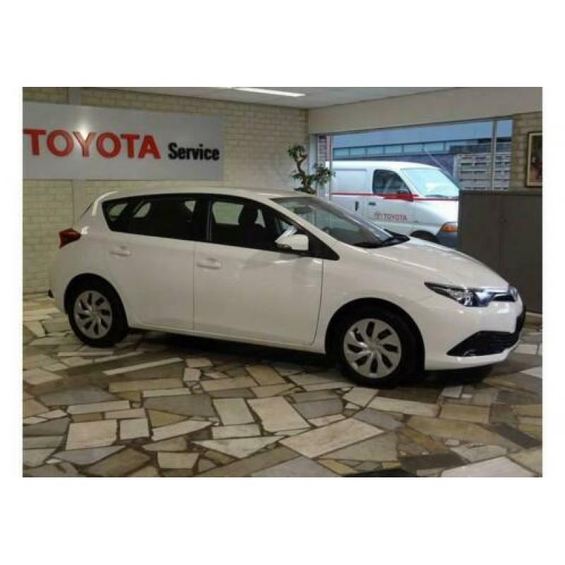 Toyota Auris 1.3 VVT-i Now 5drs Nieuw Model