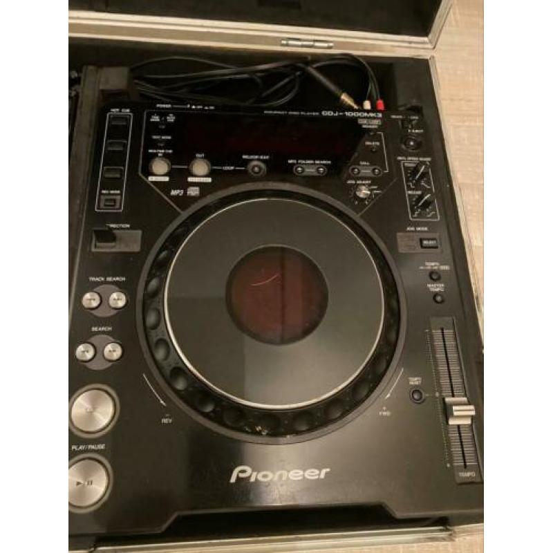 Dj set CDJ-1000 MK3 2x + Pioneer DJM800 in flightcase
