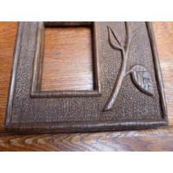 2 prachtig gesneden art deco houten fotolijsten