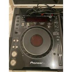 Dj set CDJ-1000 MK3 2x + Pioneer DJM800 in flightcase