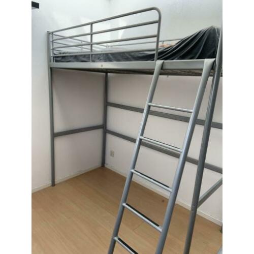 1 persoons hoogslaper Ikea