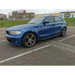 BMW 1-Serie 2.0 118I AUT 2006 Blauw