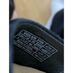 Zwarte suède slippers van UGGS. Nieuw!