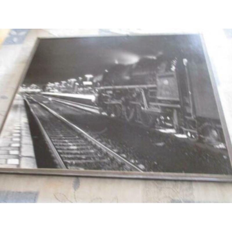 Zwart/wit foto schilderij van stoomlocomotief