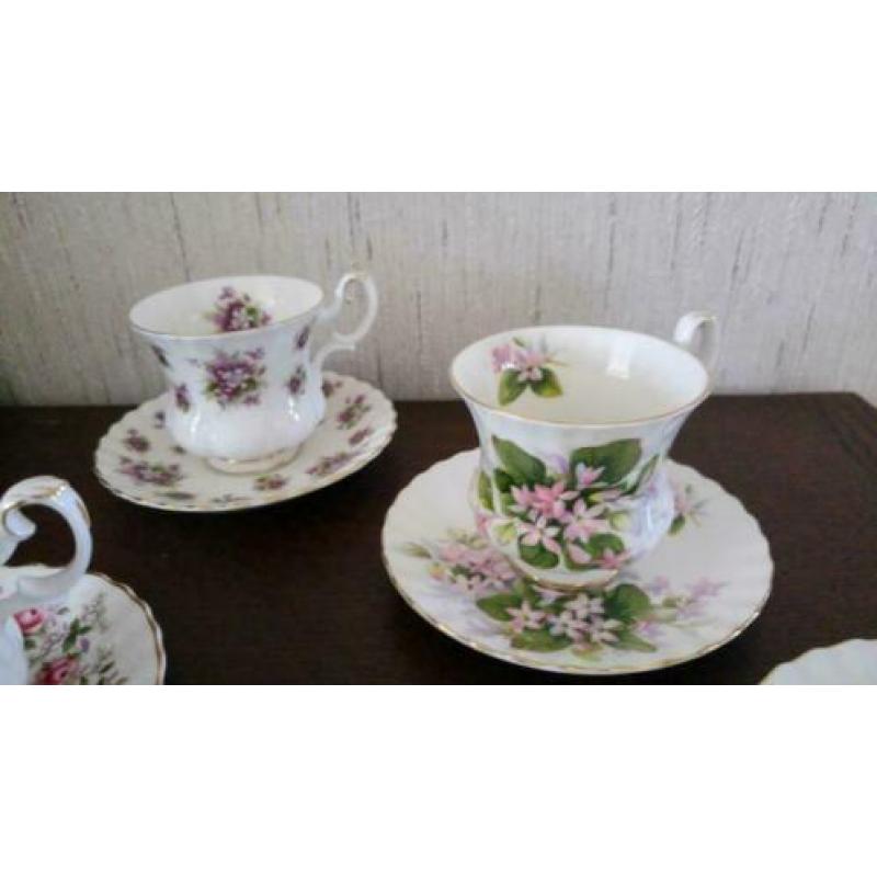 5 mooie kop en schotels van ROYAL ALBERT Bone China