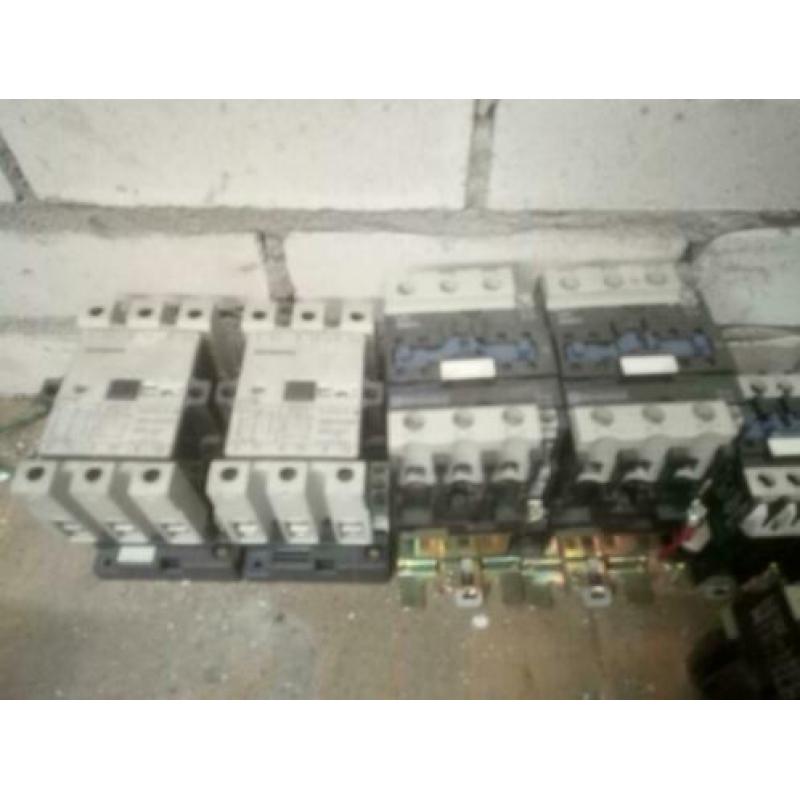 Siemens 3tf46 contactor 2 stuks