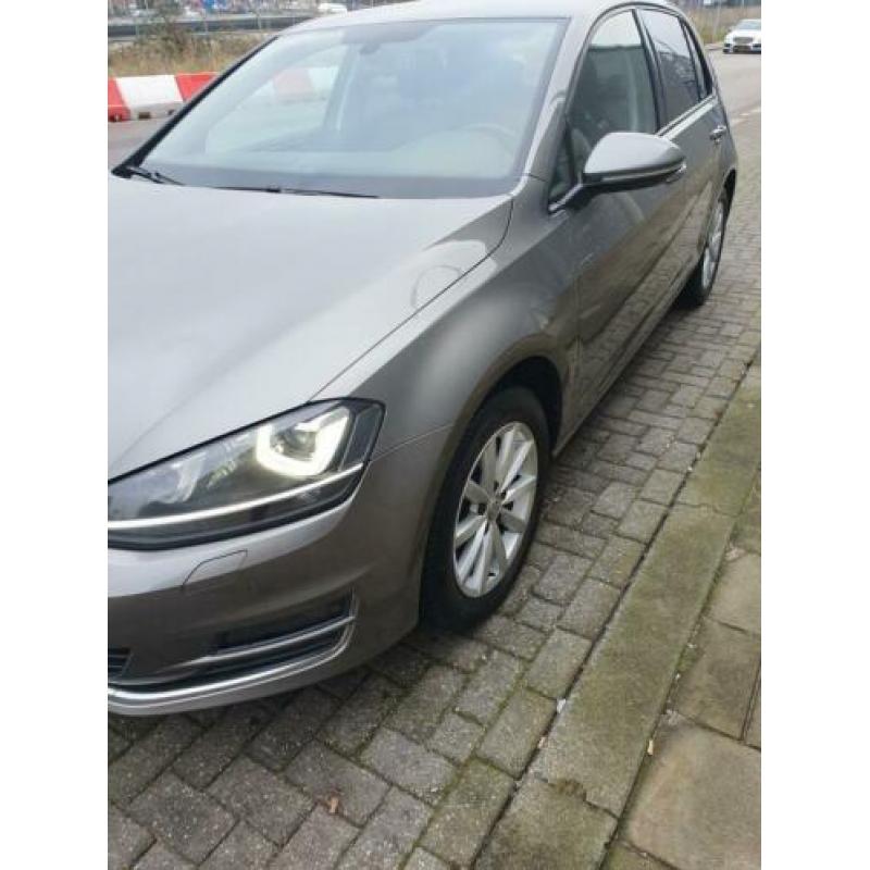Volkswagen Golf 1.4 TSI 122pk HIGHLINE, DSG, XENON!