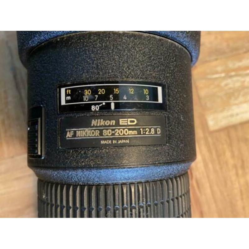 Nikon AF-D 80-200mm F/2.8 ED (alleen auto focus)