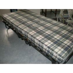 Opklapbaar bed afm matras 185x80