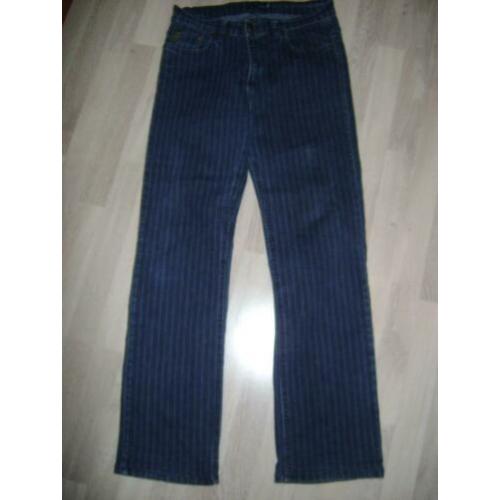ARMANI jeans maat 32 (z.g.a.n.)