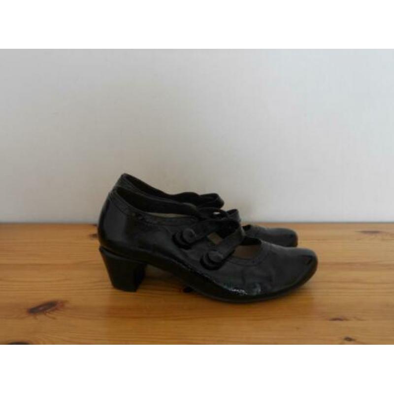 Wolky zwarte lakleren pumps maat 40