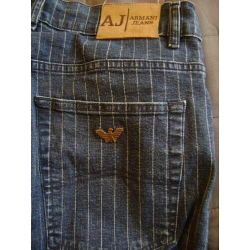 ARMANI jeans maat 32 (z.g.a.n.)