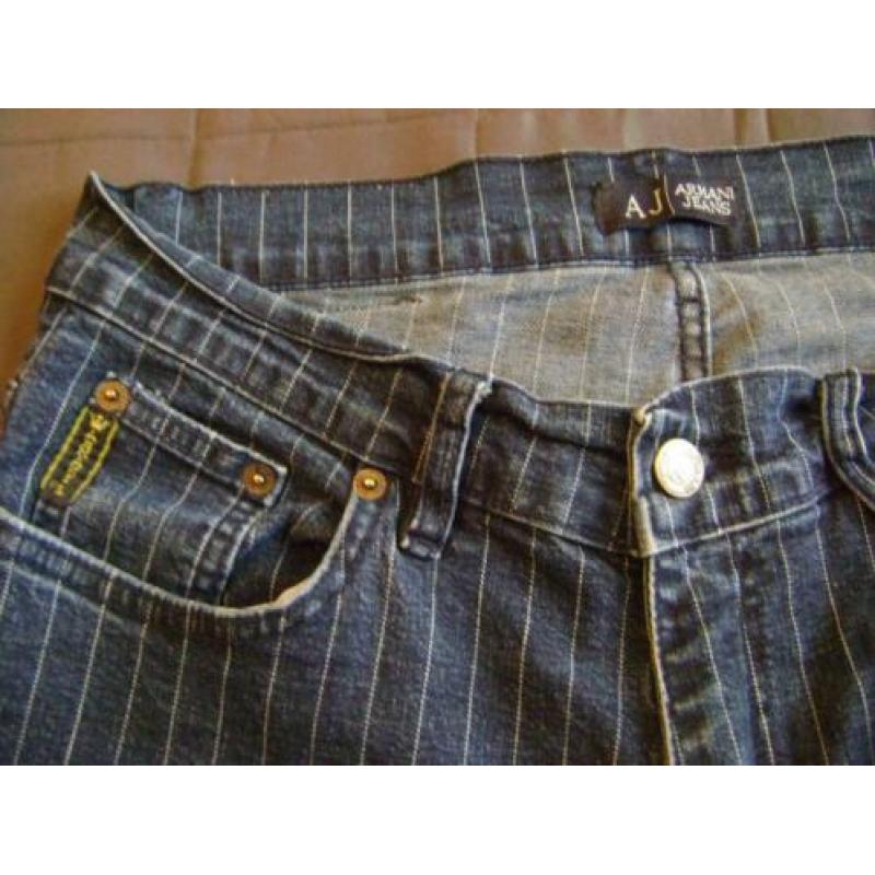 ARMANI jeans maat 32 (z.g.a.n.)