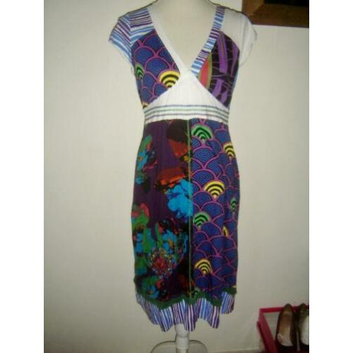 LEUKE en TRENDY jurk met gave print mt. L - nieuw!