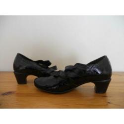 Wolky zwarte lakleren pumps maat 40