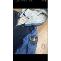Levi’s maat 116 (maat 8) zomerjas