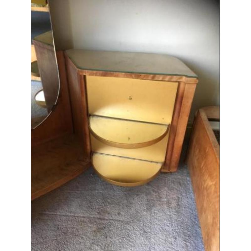 Art deco bed en klaptafel