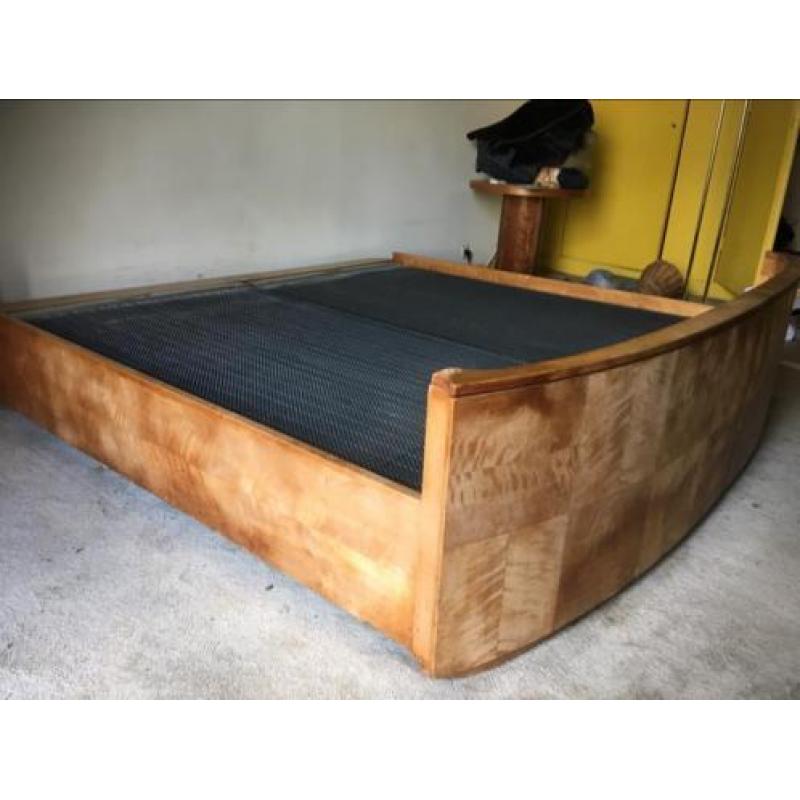 Art deco bed en klaptafel