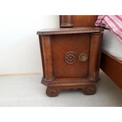 Antieke bed MOET WEG