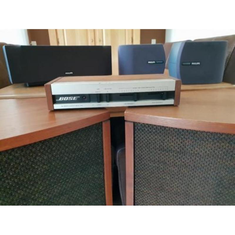 Bose 901 type 4 / equalizer/ 2 speakers/ 2 standaards