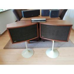Bose 901 type 4 / equalizer/ 2 speakers/ 2 standaards