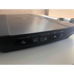 Canon CanoScan LiDE 220 scanner