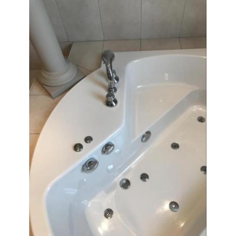 Mooie whirlpool (rond)