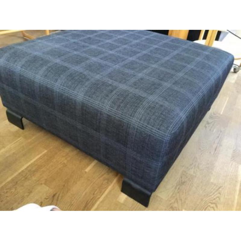 Hocker poef voetenbank bijzettafel Passe Partout design