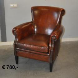 Schapenleren inrichting/meubels/hockers