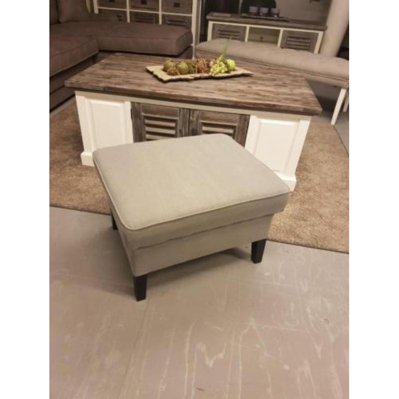 *OP VOORRAAD* NIEUW Landelijke Hocker (nr. 2187 D)