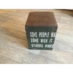 Hocker