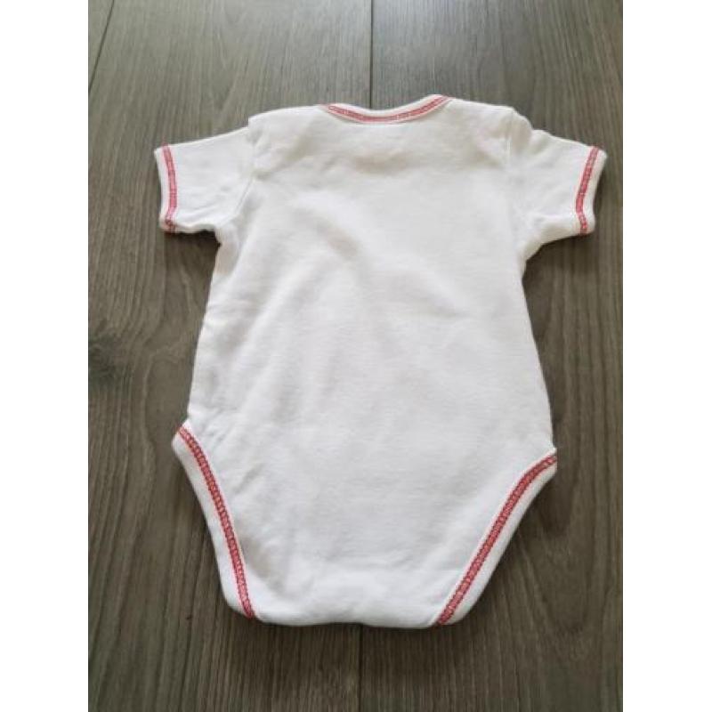 BAMBINO witte romper hartje maat 50/56 (KG513)
