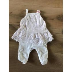 Diverse babykleertjes, maat 50/56