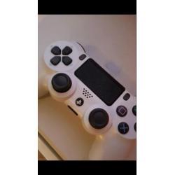 Ps4 white 1tb met spellen