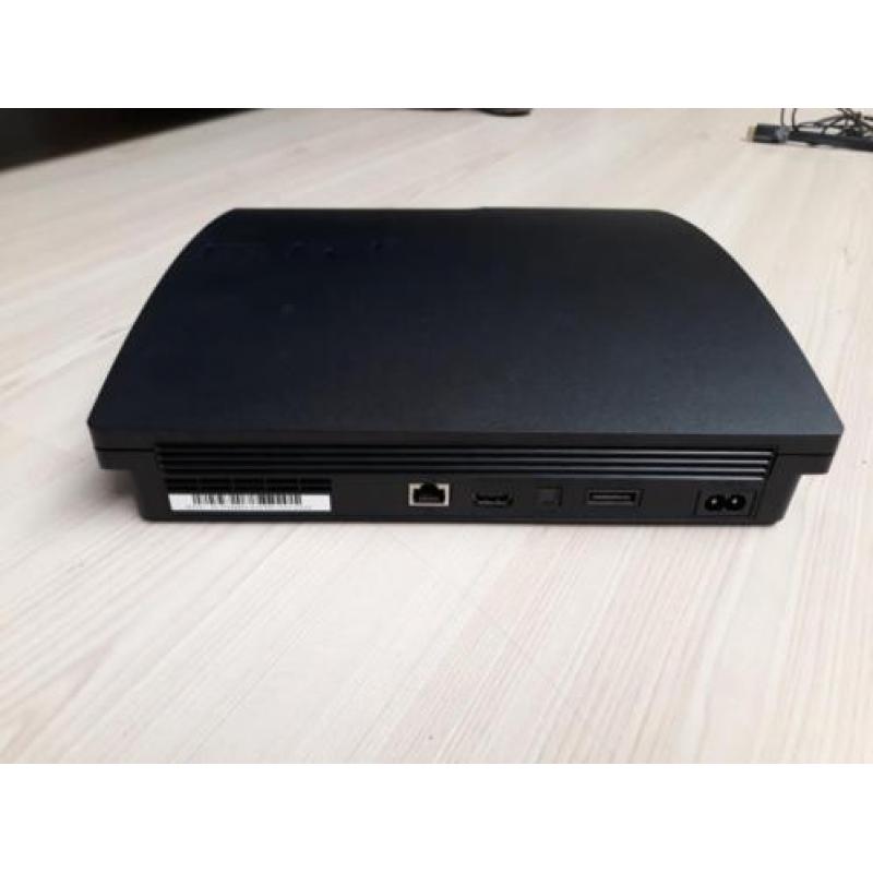 Playstation 3 slim met 35 top games