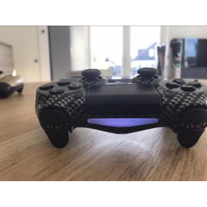 Modded ps4controller Carbon met rapid-firechip+oplaadstation
