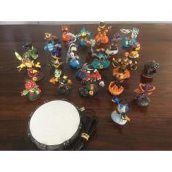 Complete Wii, 14 games, 44 skylanders